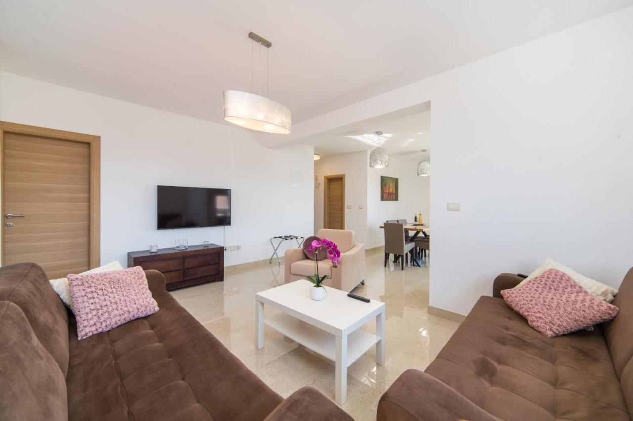 Apartments Zvonik Brist Dış mekan fotoğraf